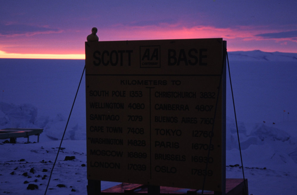 Varcoe's duck on Scott Base sign | Antarctica NZ