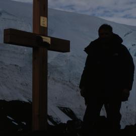 Dave Comber with memorial cross