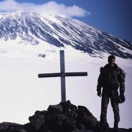 Erebus Memorial Cross