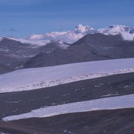 Across Miers and Adams Glacier towards Mt Dromedary