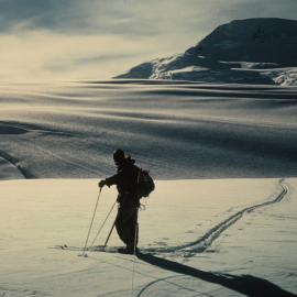 W Herbert on skis during recce of icefalls on Axel Heiberg Glacier