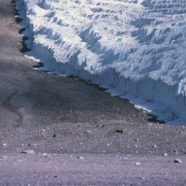Bartley Glacier face