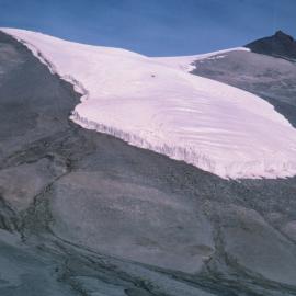 Meserve Glacier (aerial)
