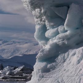 Iceberg- Hallett, Moubray Bay