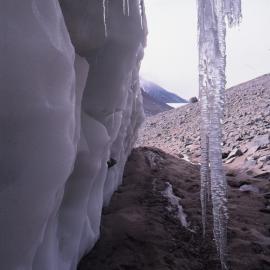 Icicles, Suess Glacier