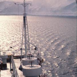 SA 'Agulhas' near SANAE III