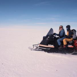 Riding the Grizzly accross the Ross Ice Shelf