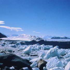 Hells Gate, Inexpressible Island