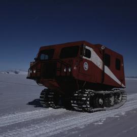 Nodwell on the way to Ski Chalet