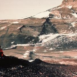 Dolerite dike- Mount Aeolus 
