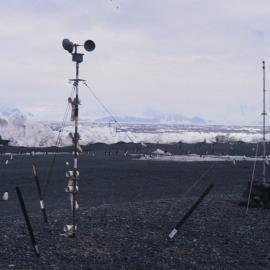 Anmometer and air sampling ite