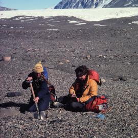 Digging For Fossil Algae