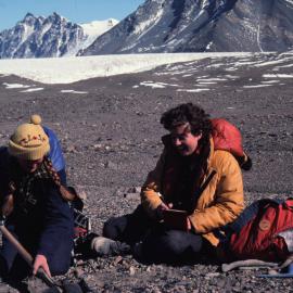 Digging For Fossil Algae
