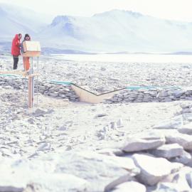 P Mason and B Hutt Looking at Recorder