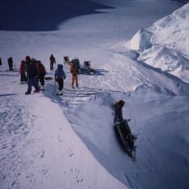 Extracting toboggan 