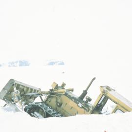D5 Bulldozer in hole in sea ice