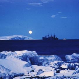 Last Ship Leaving Cape Hallett