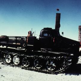 Russian snow track vehicle, Vostok