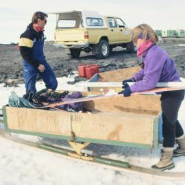 Unloading Box Sledge