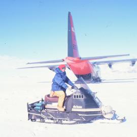 Margaret Bradshaw on Snow-tric