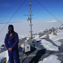 ITN Media Visit:  Burkhard Schroeter (K024), Granite Harbour