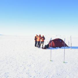 IceTrek with the tent: Jon Muir, Eric Philips, Peter Hillary