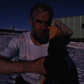 Lester Tomlinson (K102) outside Scott Base