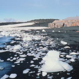 Shoreline, Cape Evans