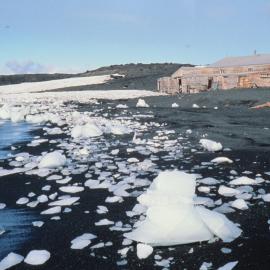 Shoreline, Cape Evans