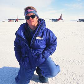 Colin Fox (K131) on the ice runway