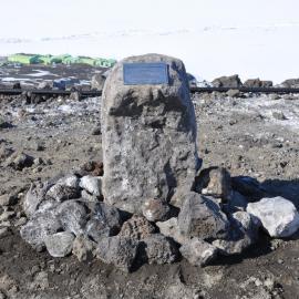 Wind farm plaque and Scott Base