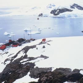 Almirante Brown Base