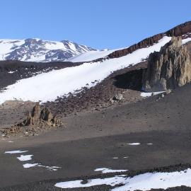 Eroded remnants of trachyte volcanic pipes, Riviera Ridge, Mt Morning