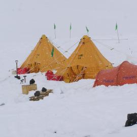 Snowing at camp site, Riviera Ridge, Mt Morning