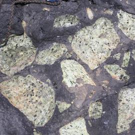 Mantle nodules in basalt, Riviera Ridge, Mt Morning