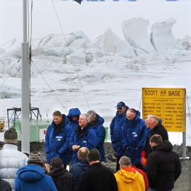 Service marking 25 years since the Erebus crash