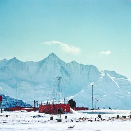 The joint United States, New Zealand Hallett Station in 1961 with Mount Herschel in the background