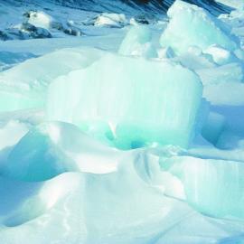 Ice blocks on beach