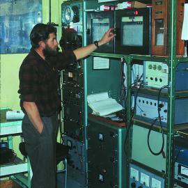 In Science laboratory, Ron Nimmo, December 1970