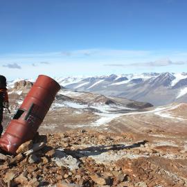 Removing survey drum beacon from Mt Boreas.