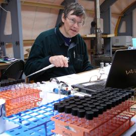 Peter Crittenden at work in the lab