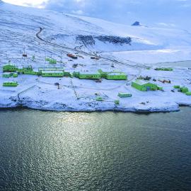 Scott Base in 1990/1991, with water instead of ice close by