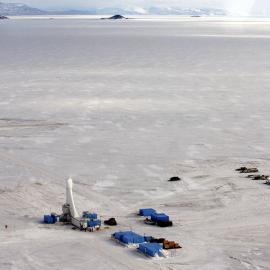 Aerial of the ANDRILL rig and site