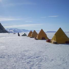 Granite Harbour camp