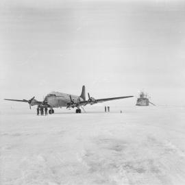 Skymaster refuelling; USS 'Wyandot' in background