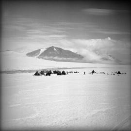 US helicopter lands at camp near Butter Point