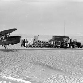 Auster aircraft and tractor train at Butter Point