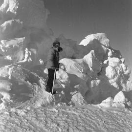 Bernie Gunn in pressure ice