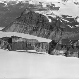 Centre - Finger Mt and Taylor Glacier