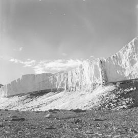 Eroding face, Upper Victoria Glacier